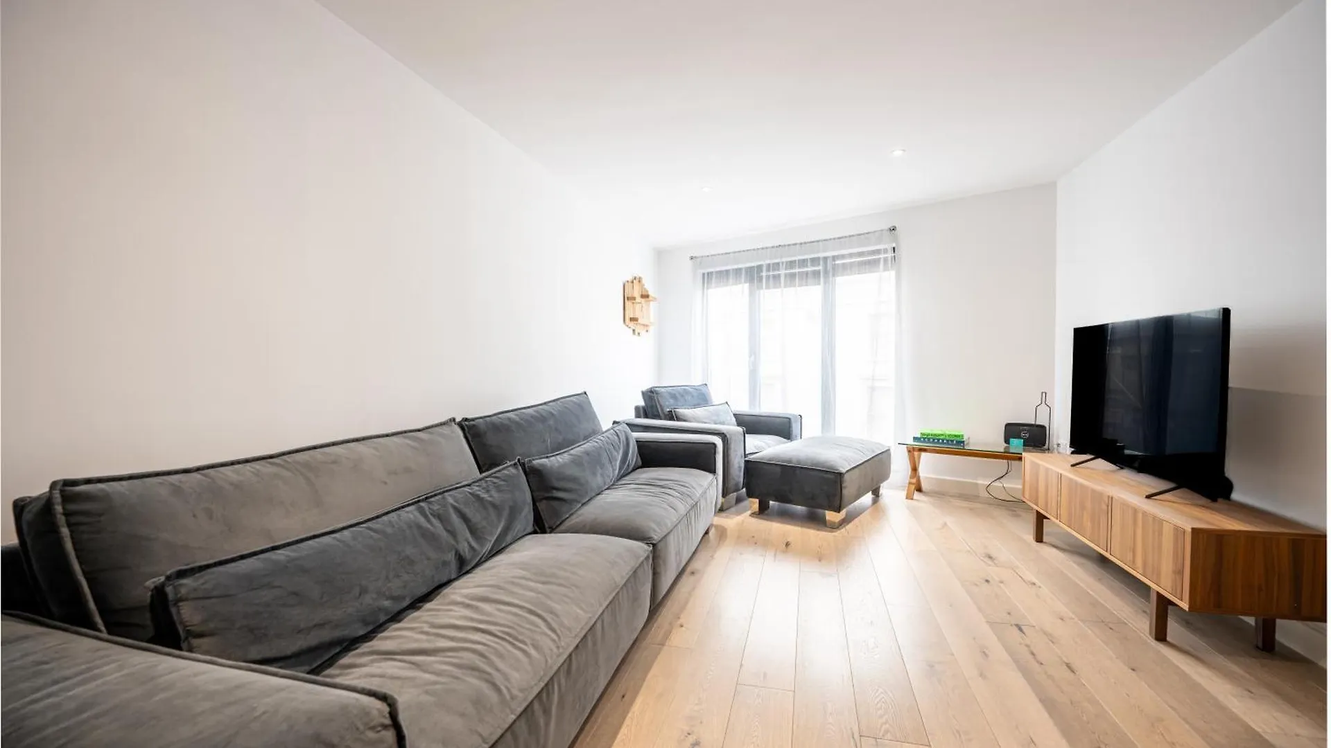 Luxury Apartment By Ocean Village Marina Southampton